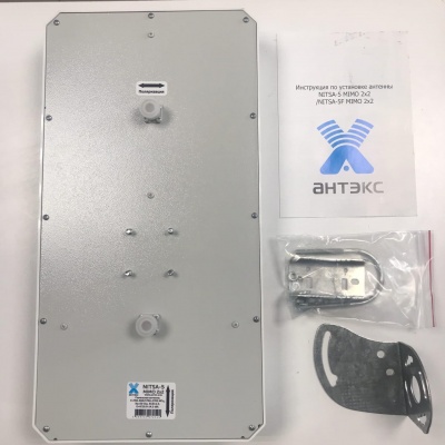 Антэкс Nitsa-5 MIMO 2x2 панельная антенна
